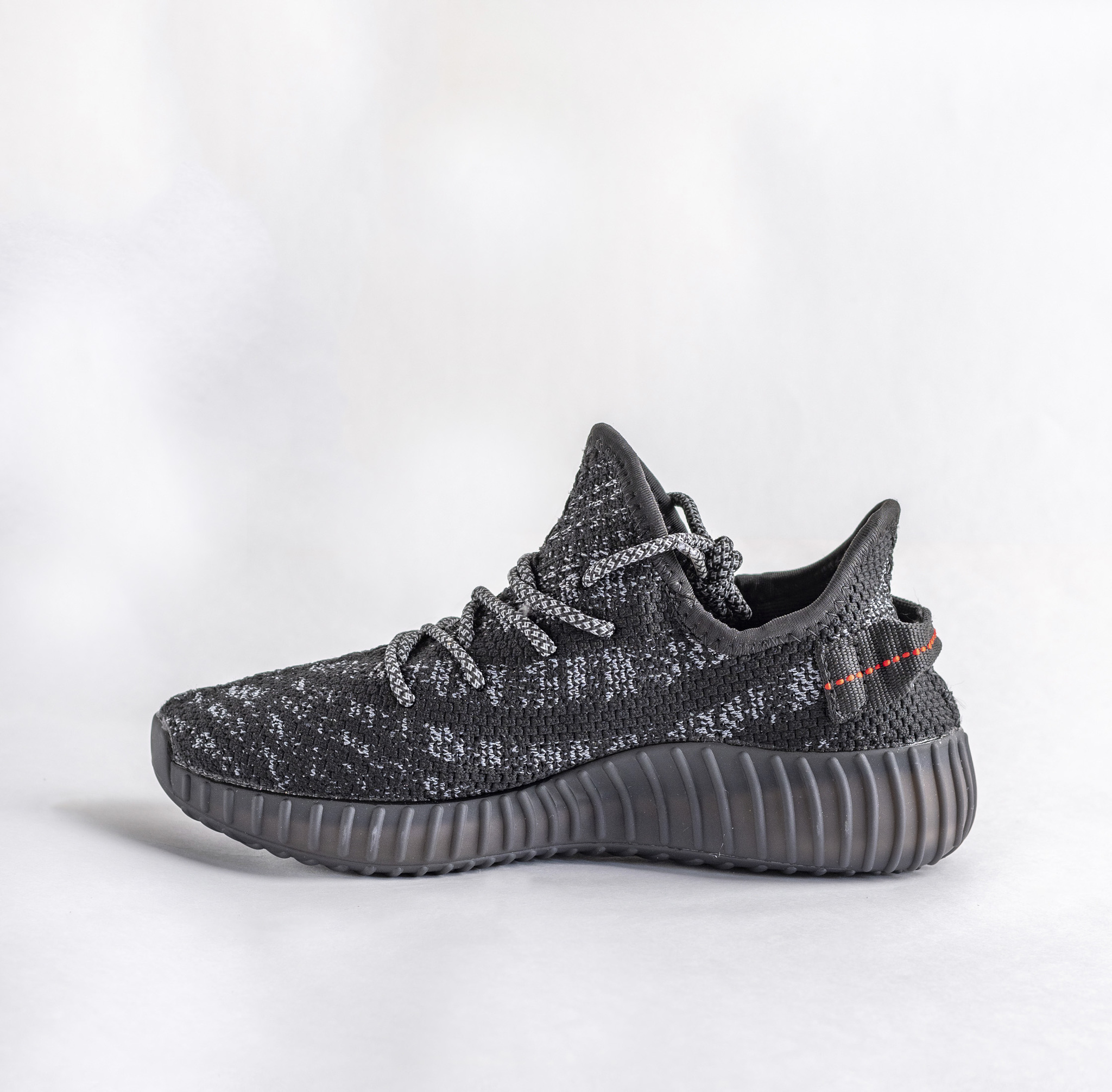 Цена была 1390р.Кроссовки YEEZY BOOST 350 (36-41)р. / шт.