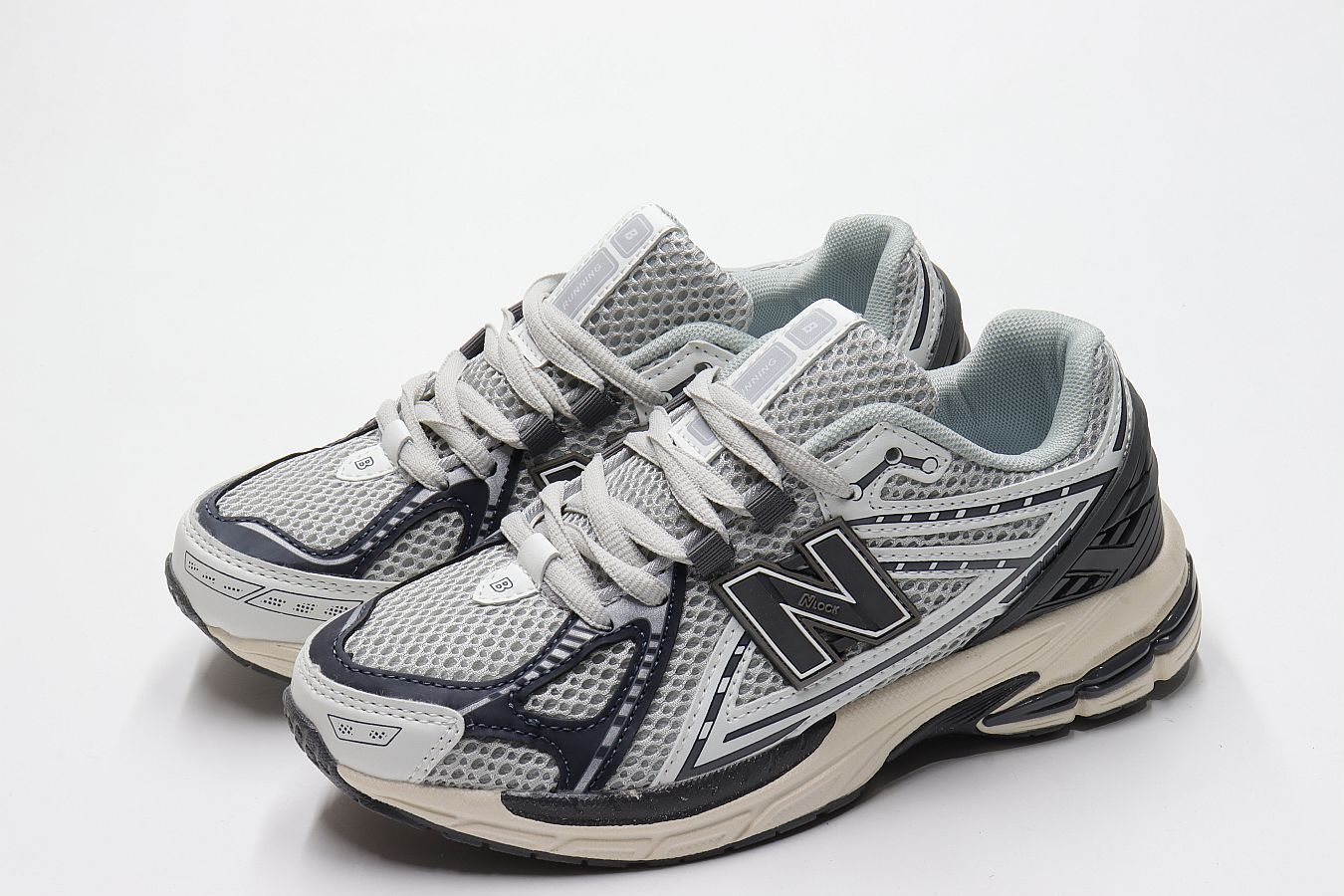 СКИДКА!Цена была 1990р.Кроссовки NB (36-41)р. / шт. 016-5