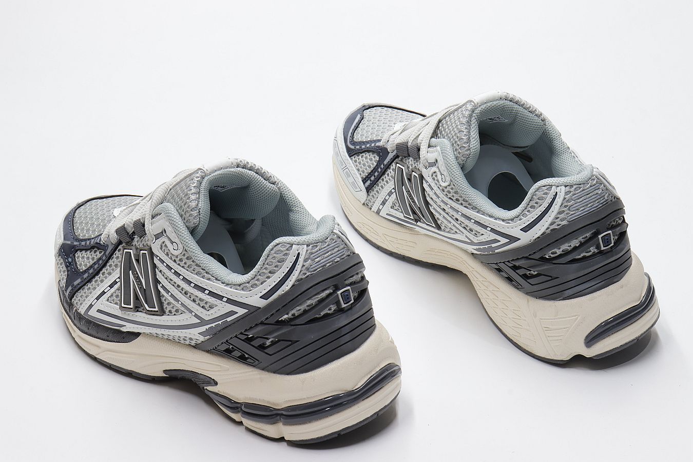 СКИДКА!Цена была 1990р.Кроссовки NB (36-41)р. / шт. 016-5