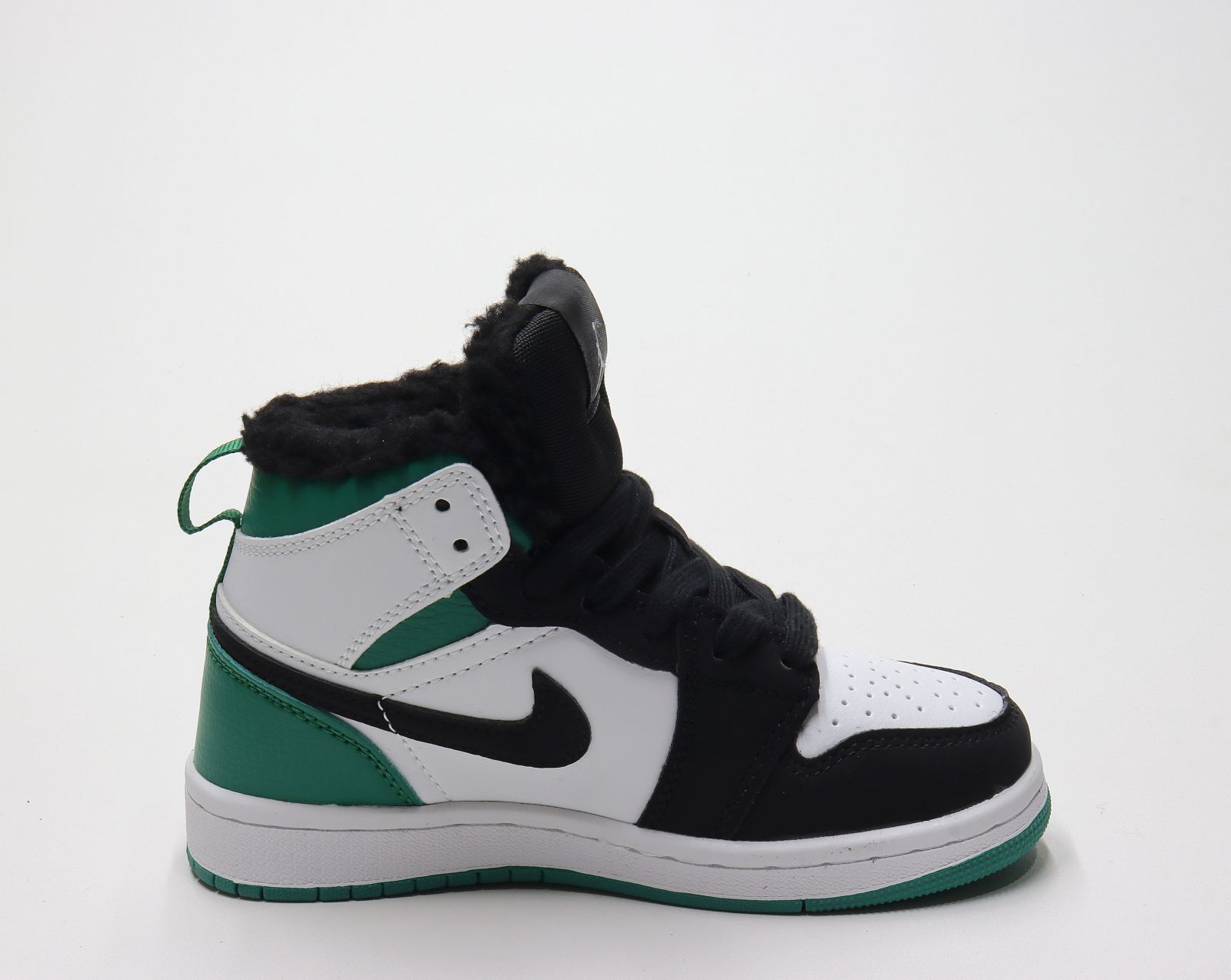 Цена была 1483р.Кроссовки Nike Air Jordan 1 Mid (31-36)р. / шт.