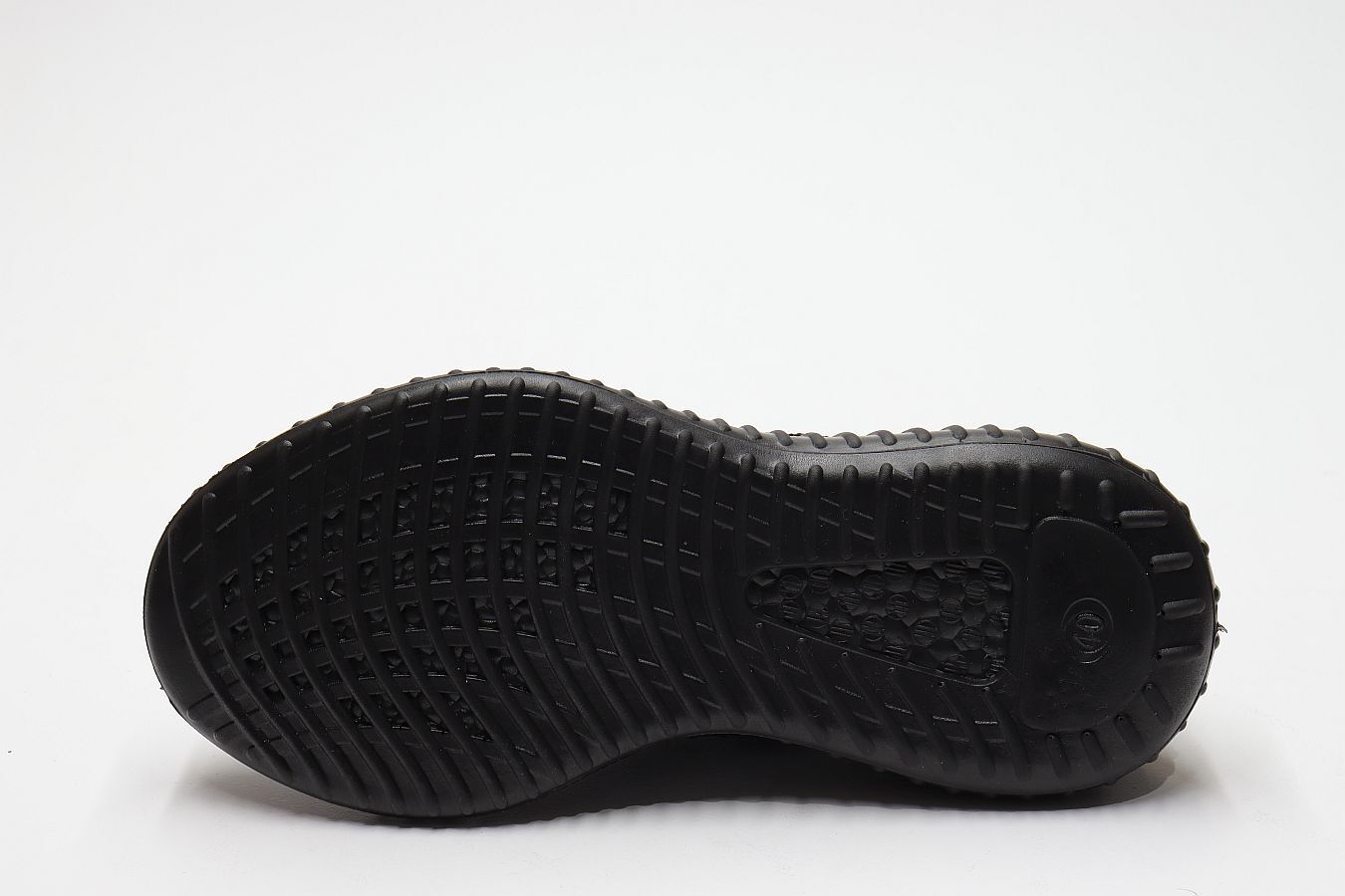 Цена была 620р.Кеды (40-45)р. / шт. 9-1