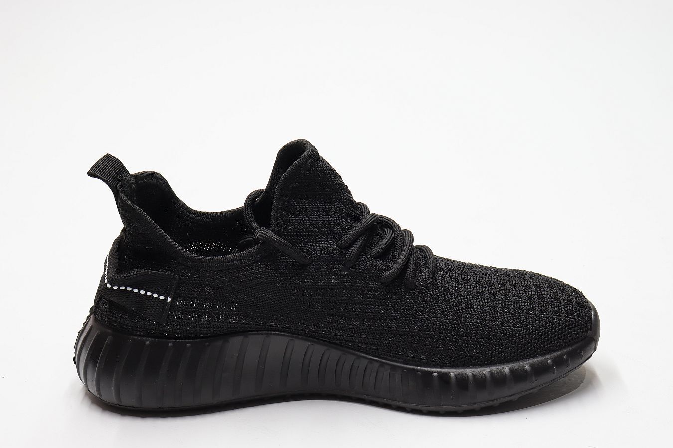 Цена была 620р.Кеды (40-45)р. / шт. 9-1