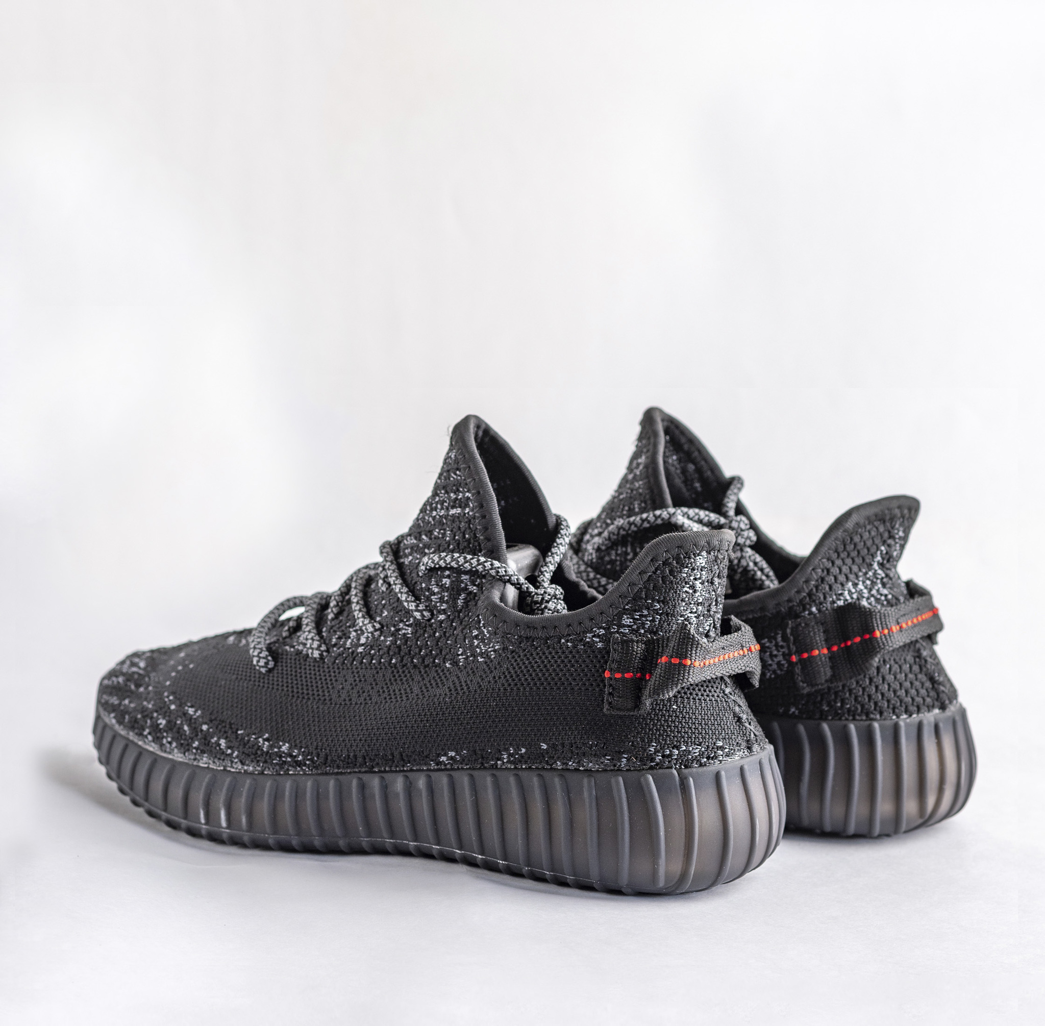 Цена была 1390р.Кроссовки YEEZY BOOST 350 (36-41)р. / шт.