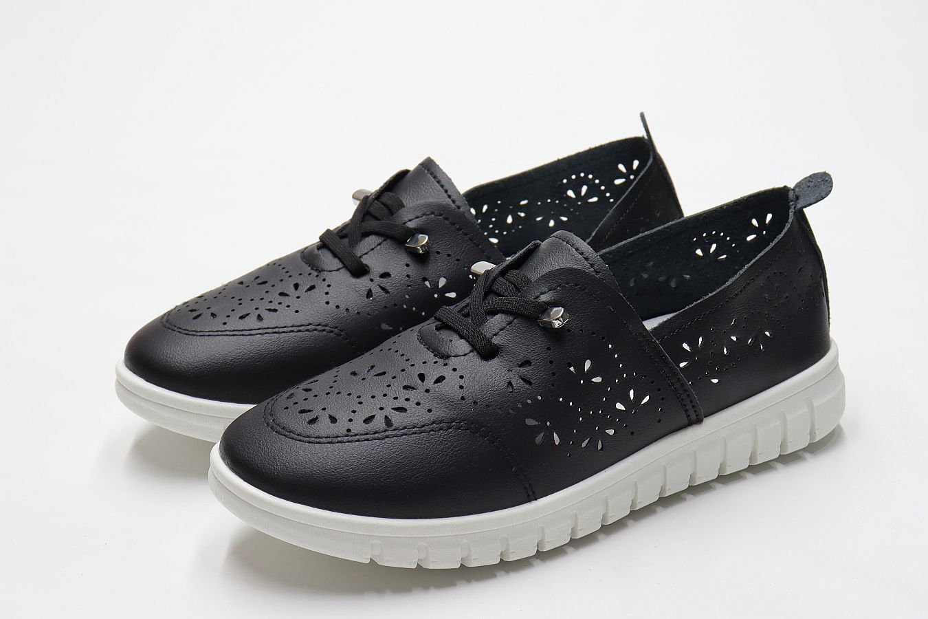 СКИДКА!Цена была 752р.Кеды (36-41)р. / шт. / 201-2