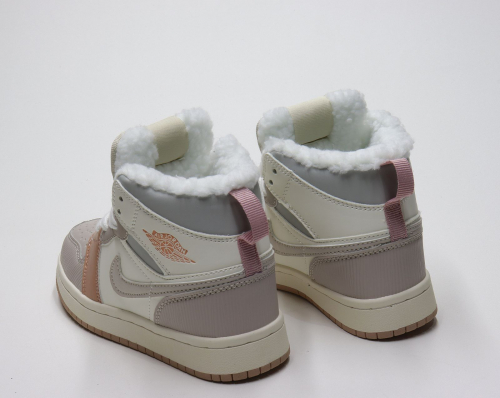 Цена была 1483р.Кроссовки Nike Air Jordan 1 Mid (31-36)р. / шт.