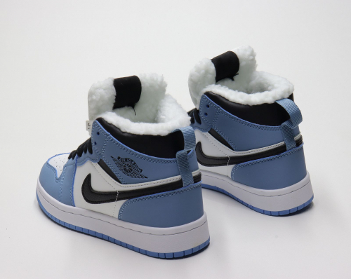 Цена была 1483р.Кроссовки Nike Air Jordan 1 Mid (31-36)р. / шт.