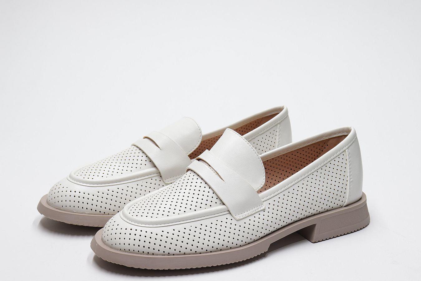 СКИДКА!Цена была 892р.Туфли (36-40)р. / шт. 0808-3