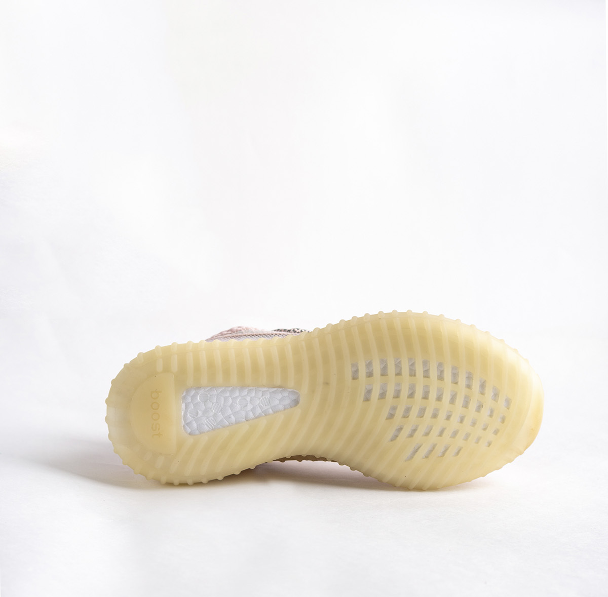 Цена была 1863р.Кроссовки YEEZY BOOST 350 (36-41)р. / шт.