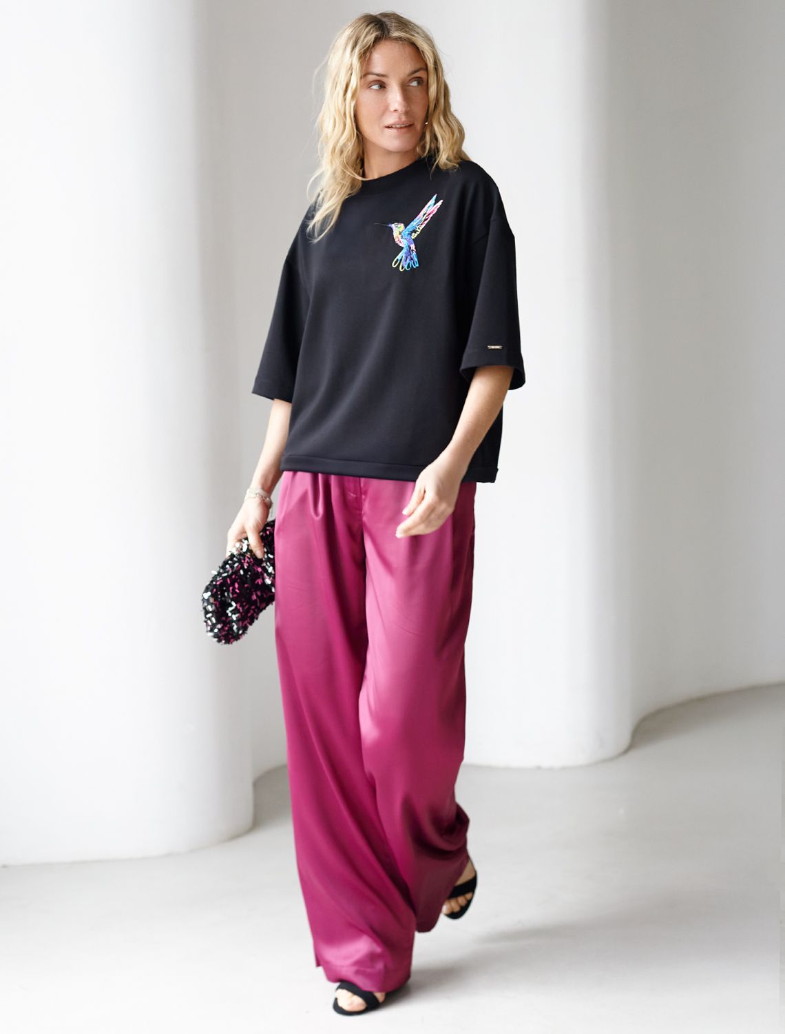 Футболка из тонкого эластичного футера со шнуром внизу D49.095 черный_колибри