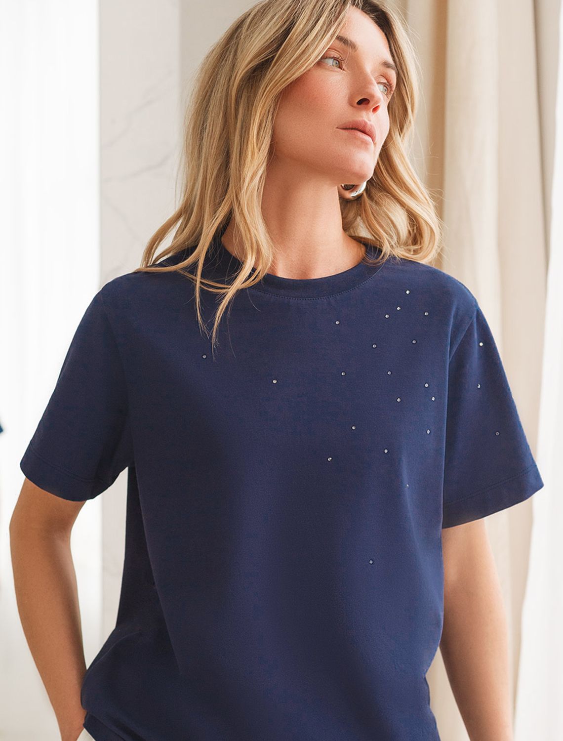 Футболка из премиального хлопка с принтом стразами D49.098 т.синий_стразы