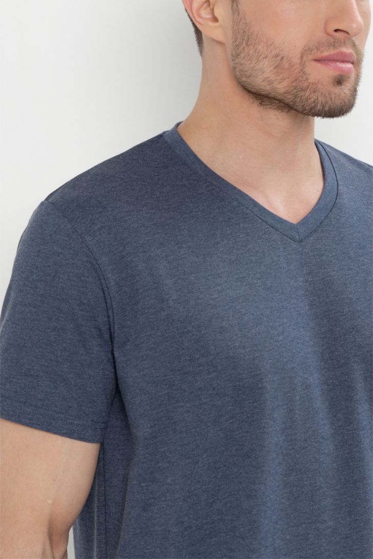 Ст.цена 935р ФУТБОЛКА МУЖСКАЯ арт. 5703M-20096.4H-738 Темно-синий