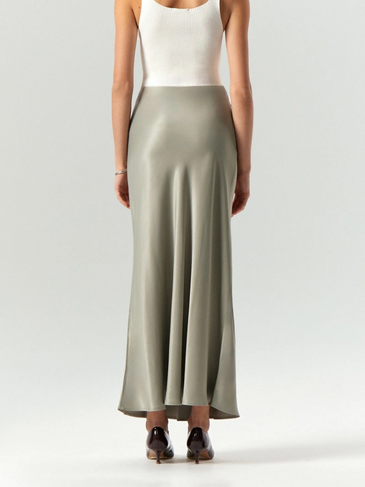 Юбка миди из 100% вискозы на резинке ,
100% вискоза ,