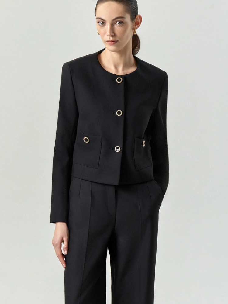 Укороченный жакет с круглым вырезом ,
68% полиэстер, 27% вискоза, 5% эластан ,