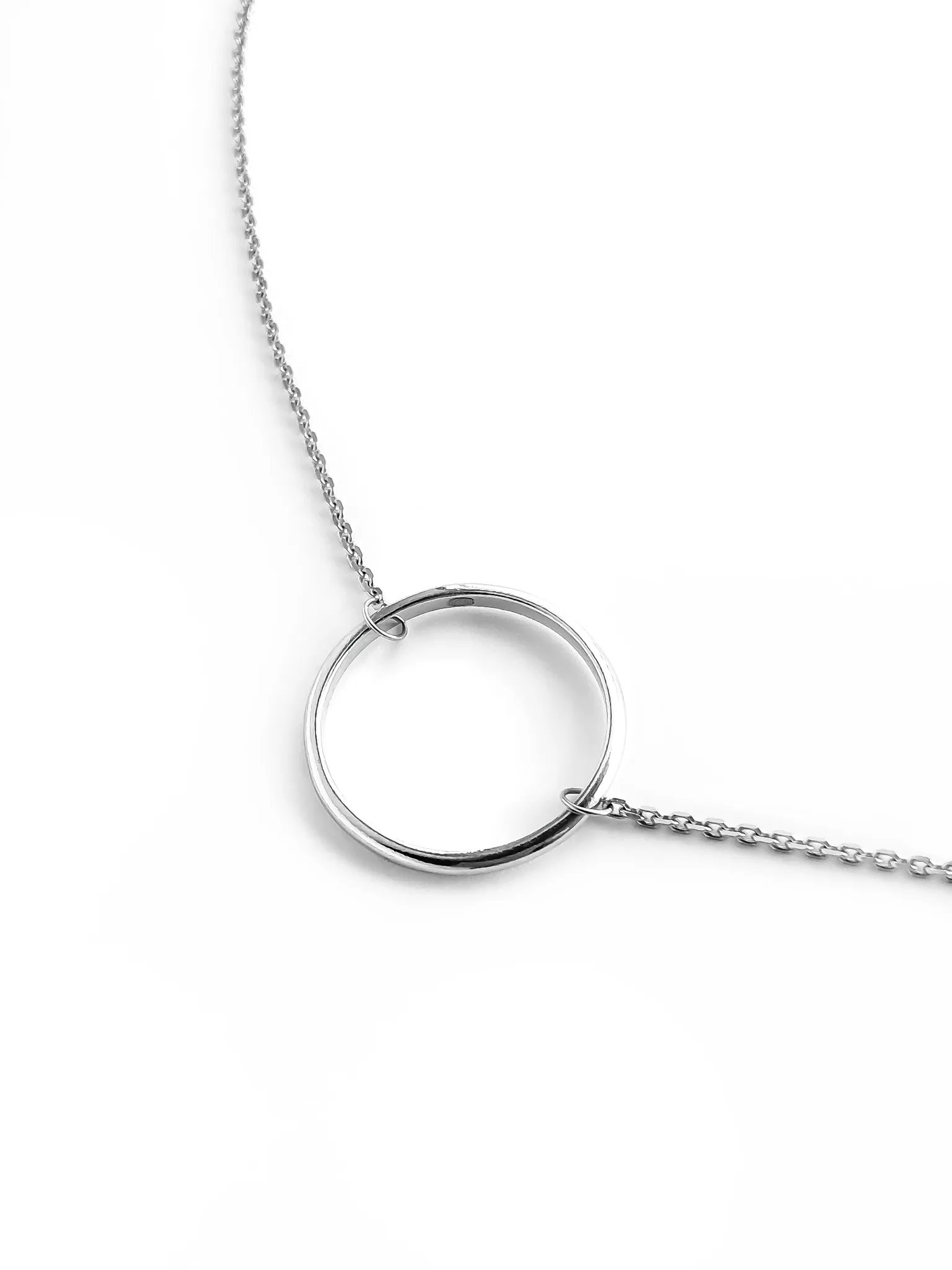 Серебряное колье на цепочке с кольцом, 20 мм