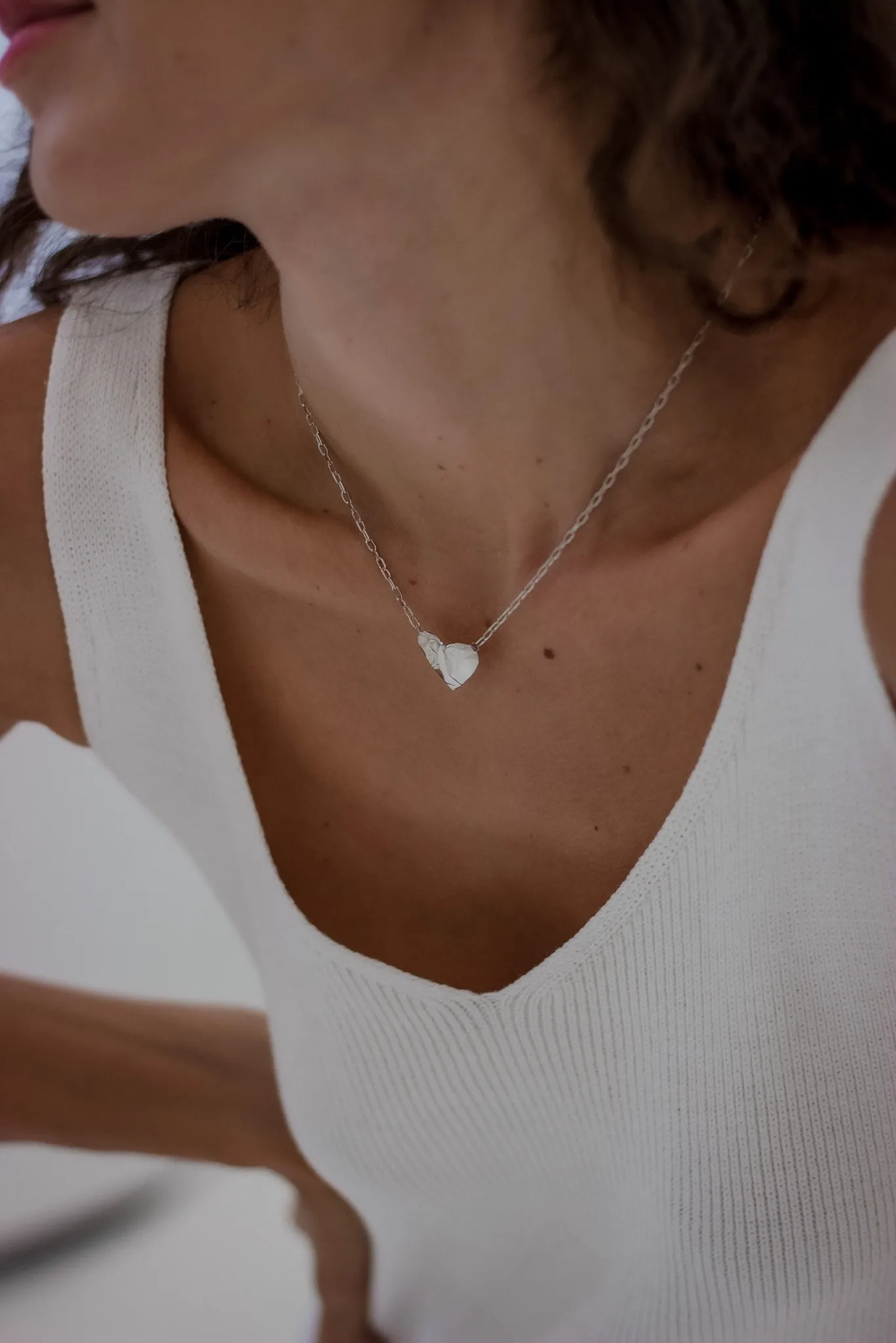 Серебряное колье сердце