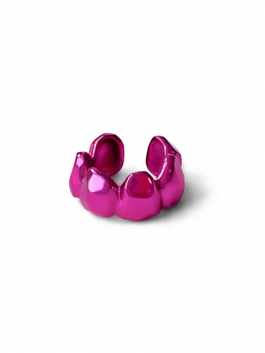 Серебряная серьга-кафф «Цыпа» fuchsia