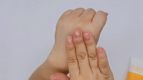 Lebelage Увлажняющий крем для ног с витаминами / Daily Moisturizing Vitamin Foot, 100 мл