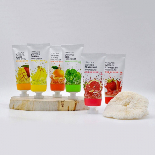 Lebelage Крем для рук с экстрактом банана / Waterful Banana Hand Cream, 100 мл