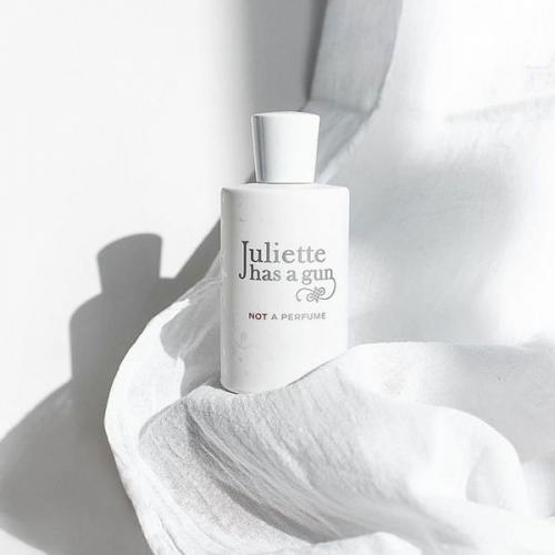 JULIETTE HAS A GUN Not A Perfume