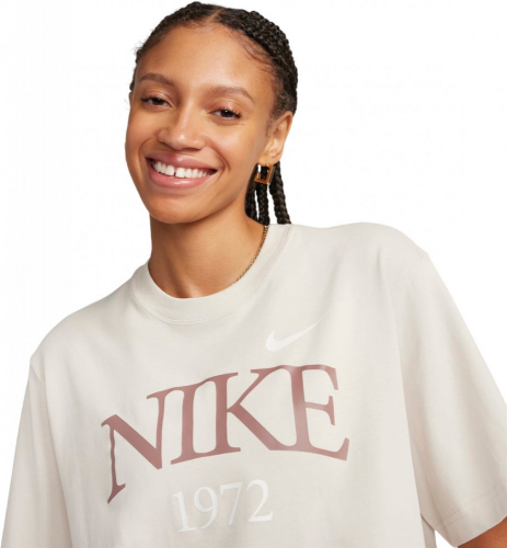 Футболка женская W NSW TEE CLASSICS BOXY, Nike
