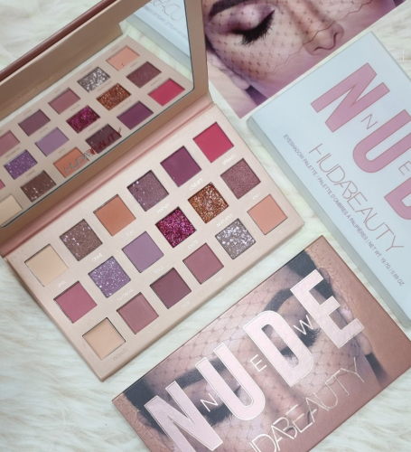 Палетка теней Huda Beauty – The New Nude Palette