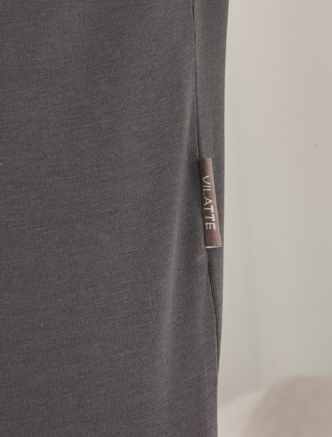 Ст.цена 1090р Футболка slim fit из премиального хлопка с эластаном U49.020 т.серый
