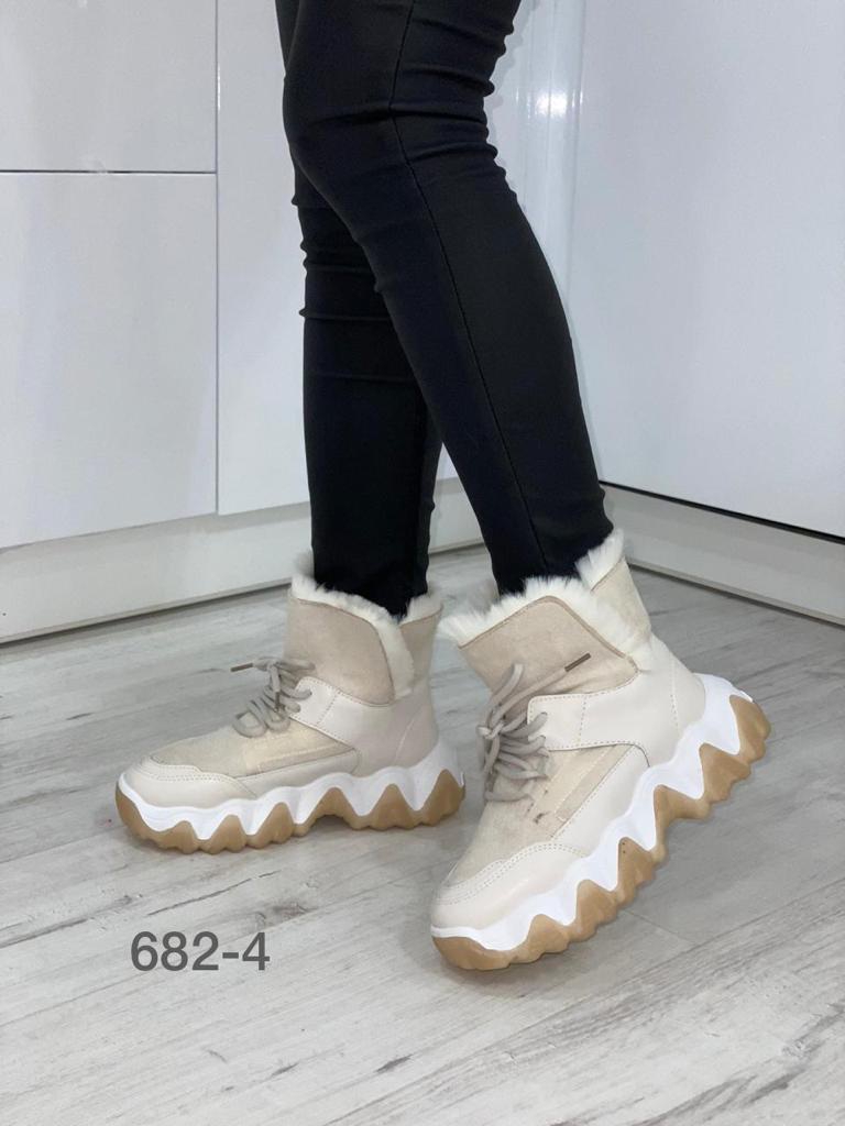 Fashion 682-4 Кроссовки молочн иск велюр+иск кожа, подклад иск мех