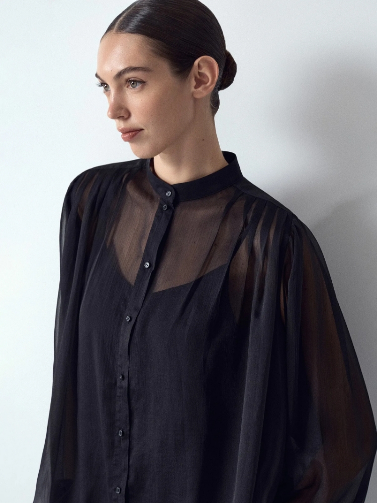 Плиссированная рубашка ,
100% полиэстер ,