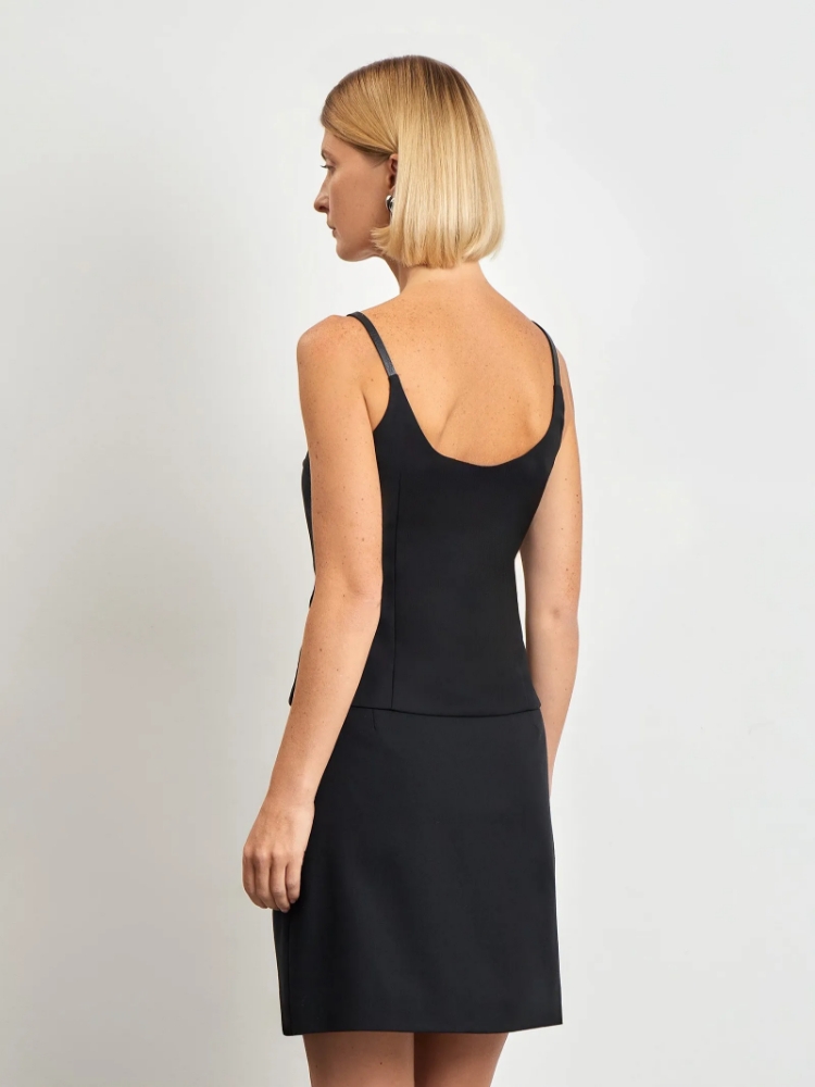 Топ на бретелях из костюмной шерсти ,
55% полиэстер, 45% шерсть ,