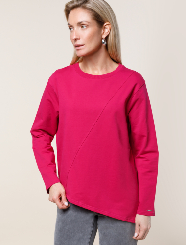 Ст.цена 1590р Джемпер из тонкого премиального футера с эластаном D49.946 viva magenta