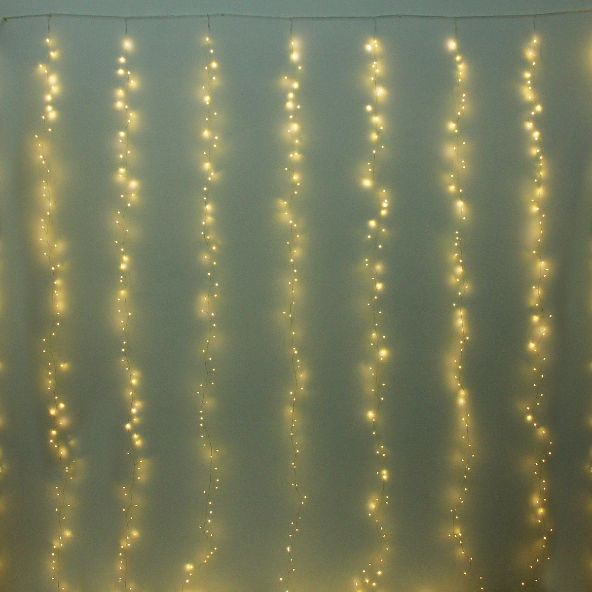 Гирлянда для дома ЗАНАВЕС 3м*3м 900 ламп LED