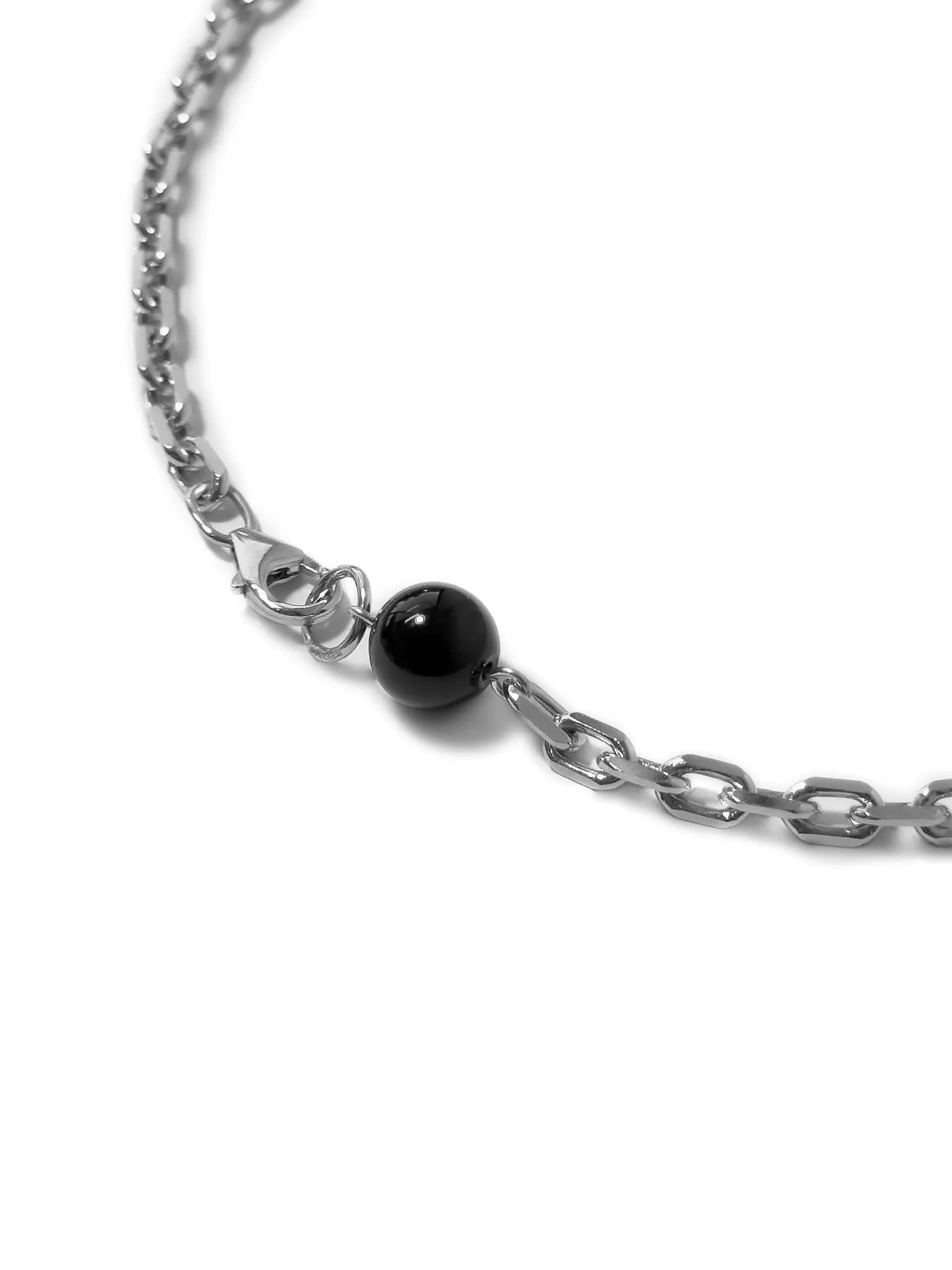Серебряное колье с черным ониксом