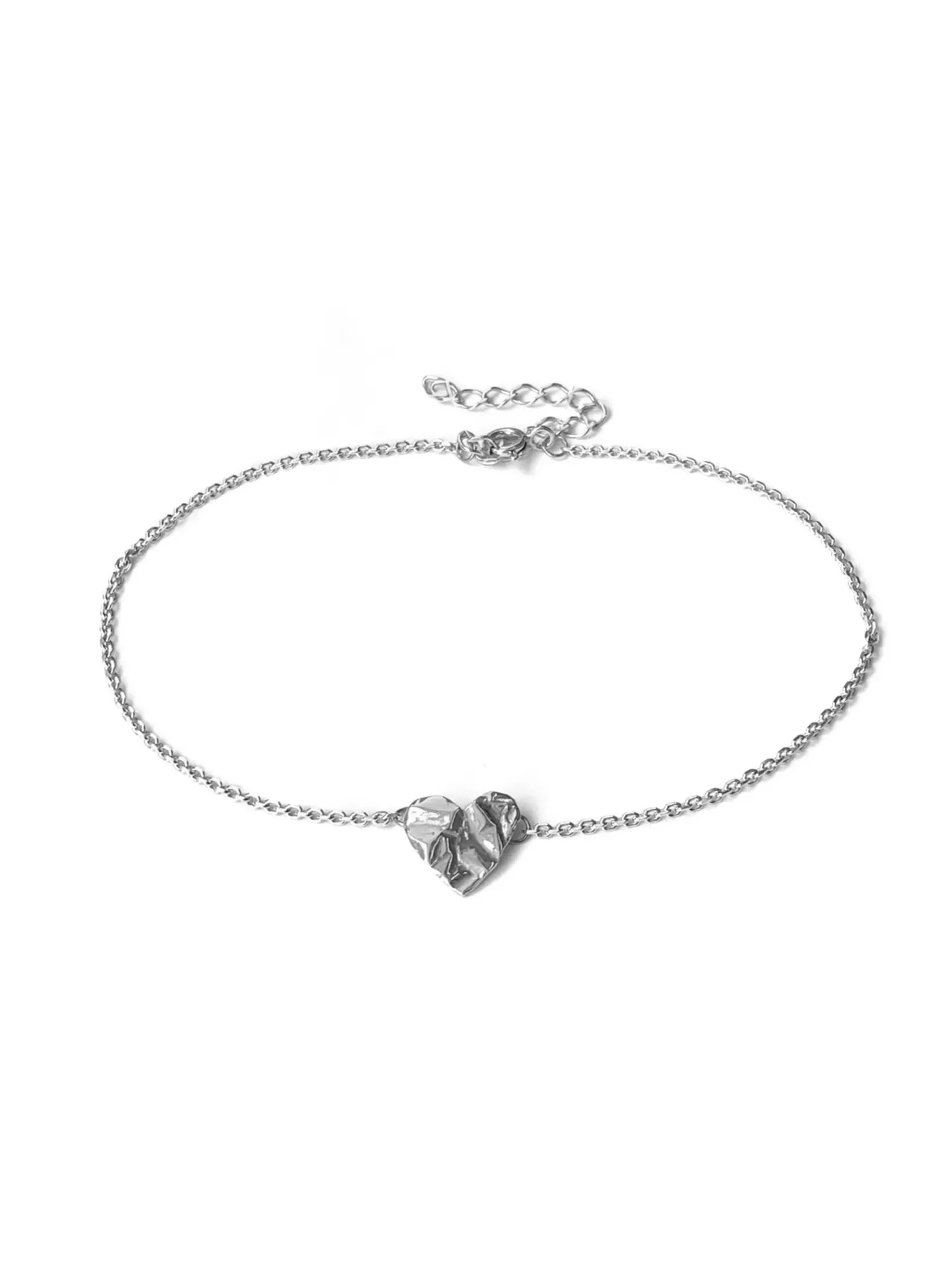 Серебряный браслет на цепочке сердце