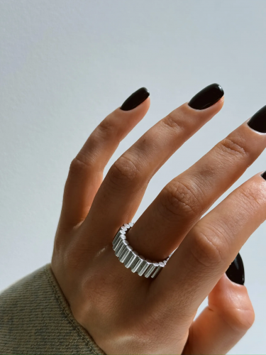 Серебряное кольцо «Винное»