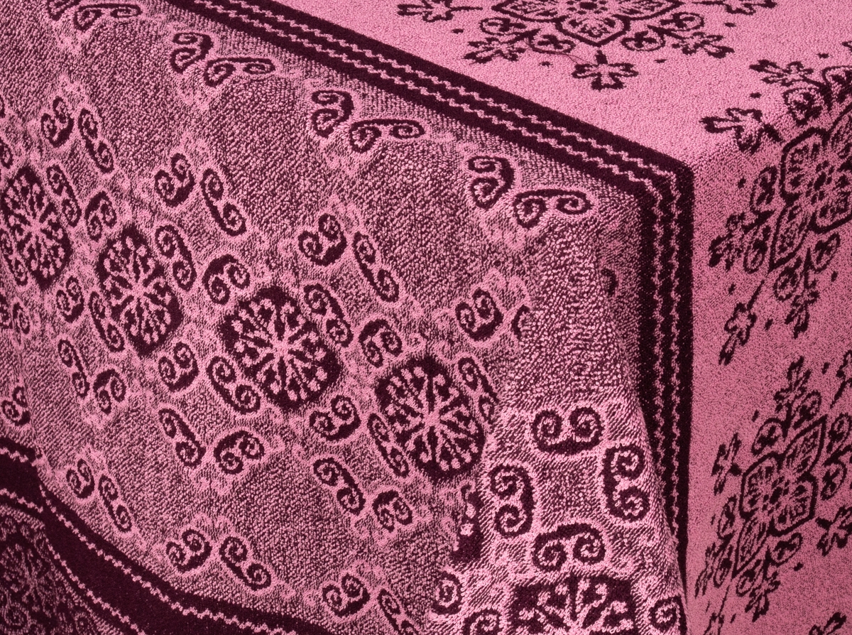 3с109.413ж1 Каскад (баклажан) Плед 208х220 см