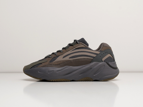 Кроссовки Adidas Yeezy Boost 700 v2