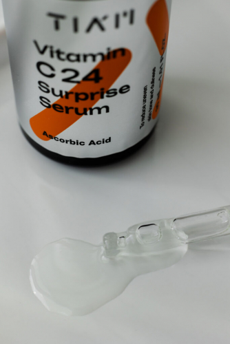 Сыворотка на безводной основе с высоким содержанием (22%+2%) витамина С TIAM Vitamin C24 Surprise Serum 30ml