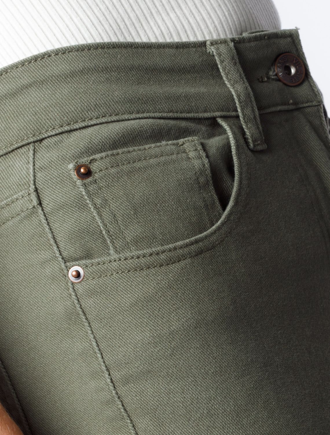 Джинсы из эластичного денима D24.229 темно-оливковый