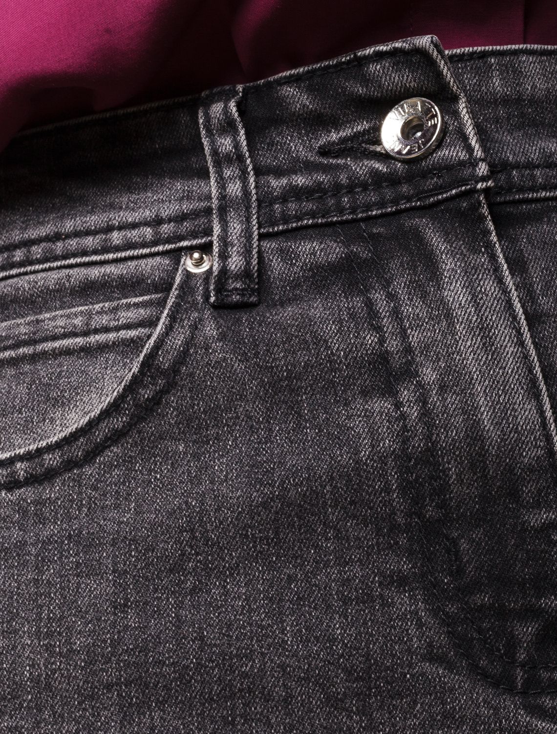 Прямые джинсы из эластичного денима D54.066 серый