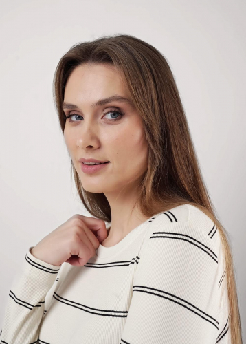 (СТАРАЯ ЦЕНА  990) CLE Фуфайка жен. 356724швн