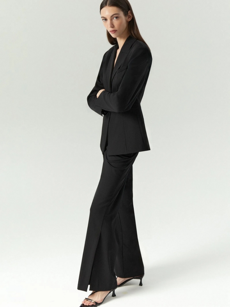 Брюки из костюмной шерсти ,
60% вискоза, 37% полиэстер, 3% эластан ,