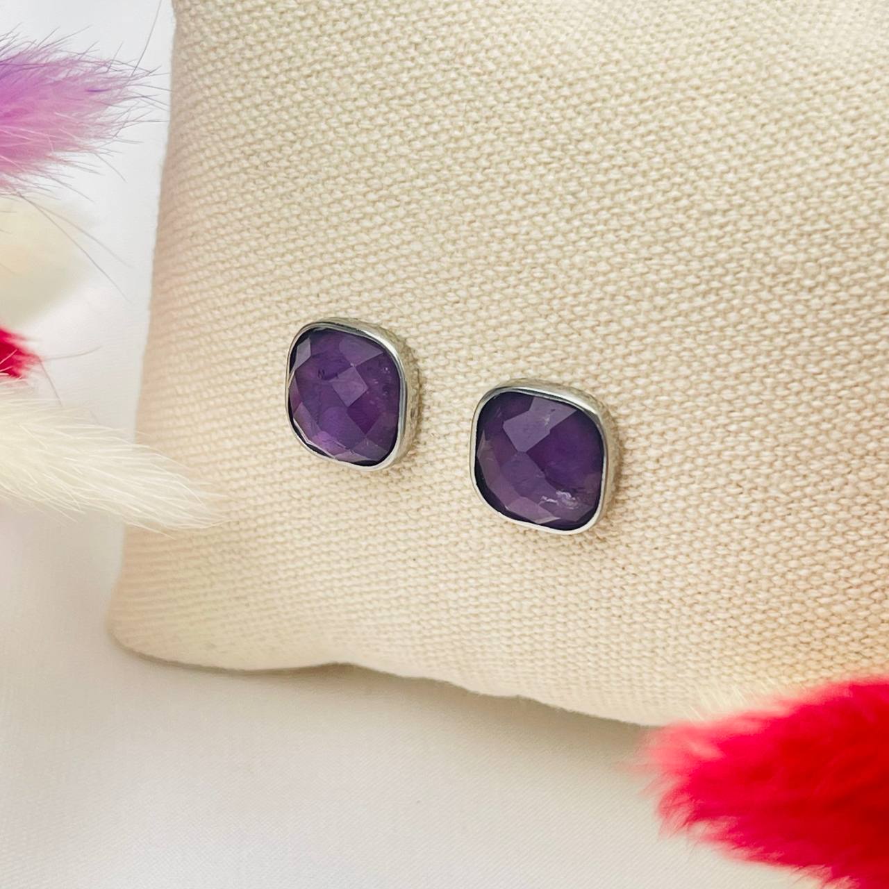 Радуга Самоцветов Серьги-пусеты из Аметиста