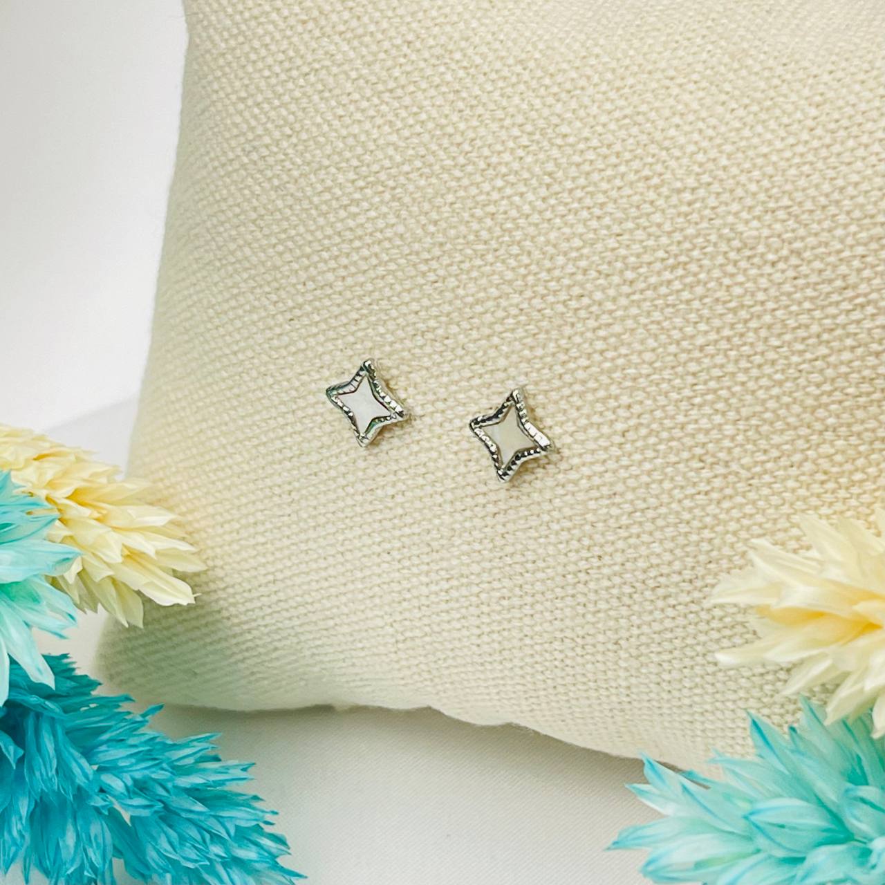 Радуга Самоцветов Серьги-пусеты с Перламутром