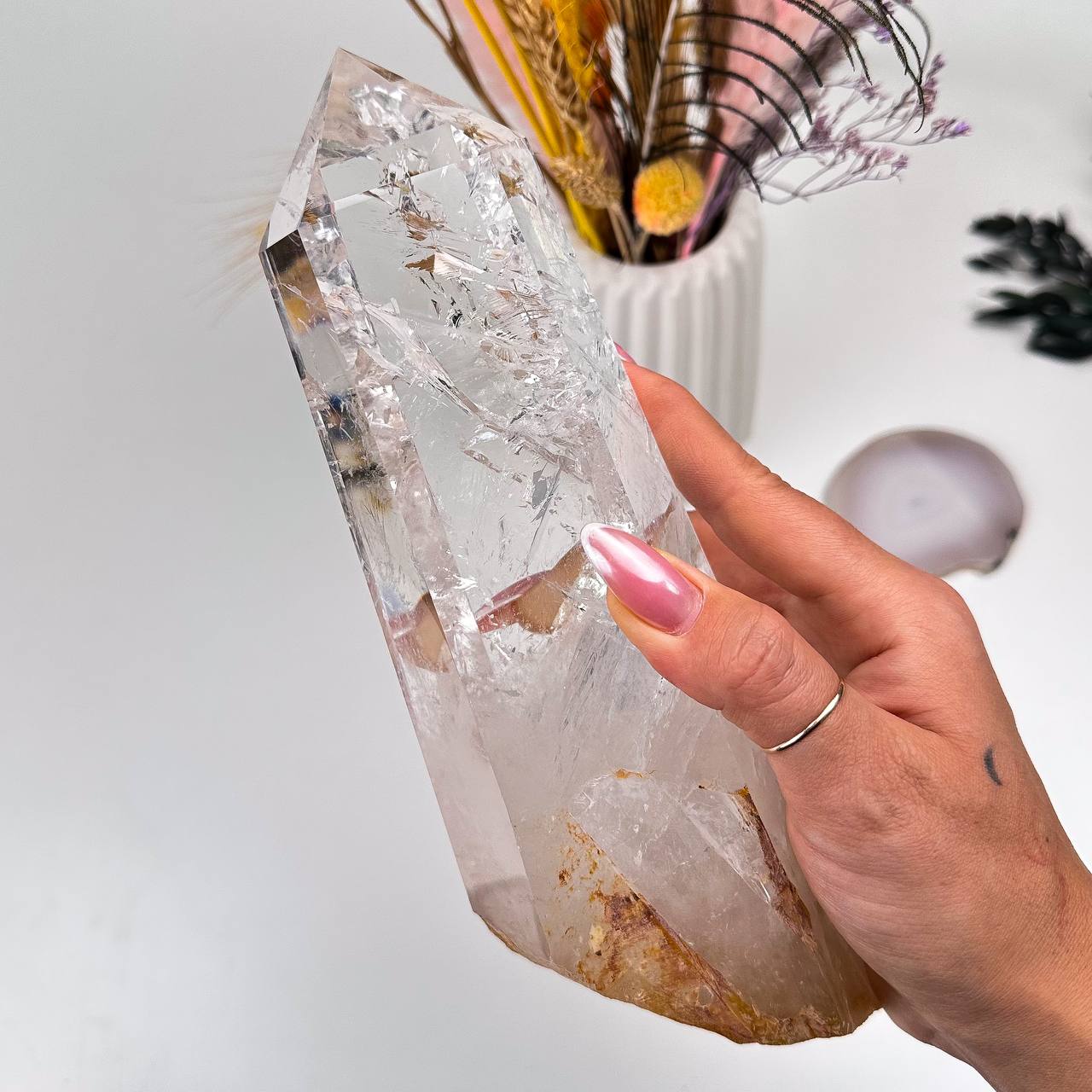 Радуга Самоцветов Кристалл из Горного Хрусталя на подставке