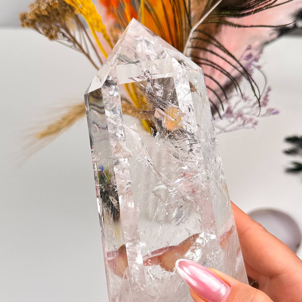 Радуга Самоцветов Кристалл из Горного Хрусталя на подставке