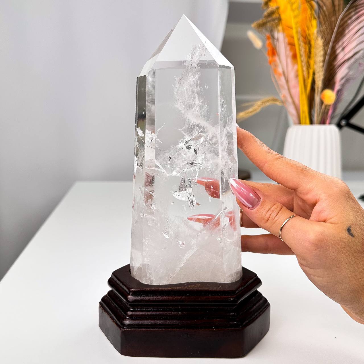 Радуга Самоцветов Кристалл из Горного Хрусталя на подставке