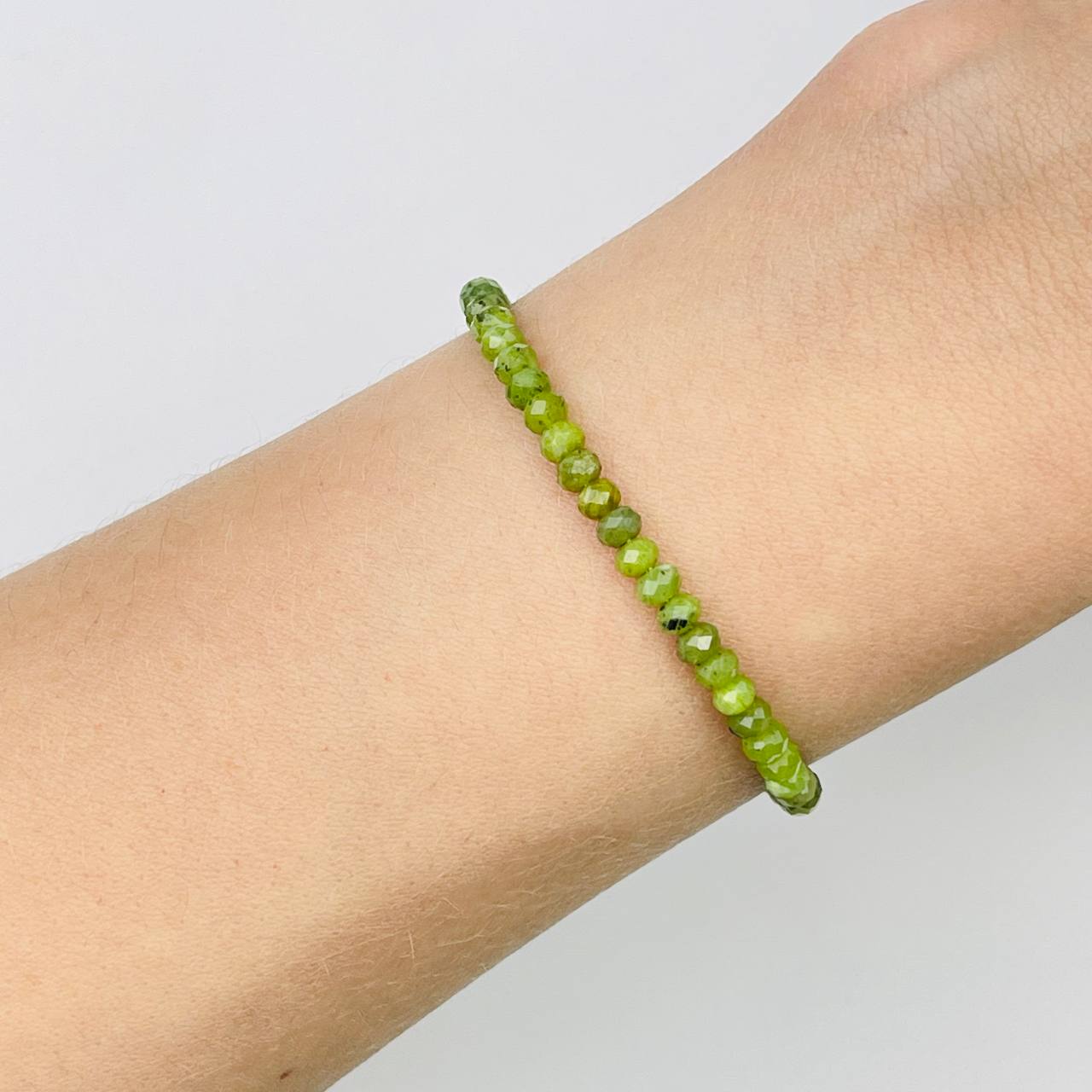 Радуга Самоцветов Браслет из Серпентинита