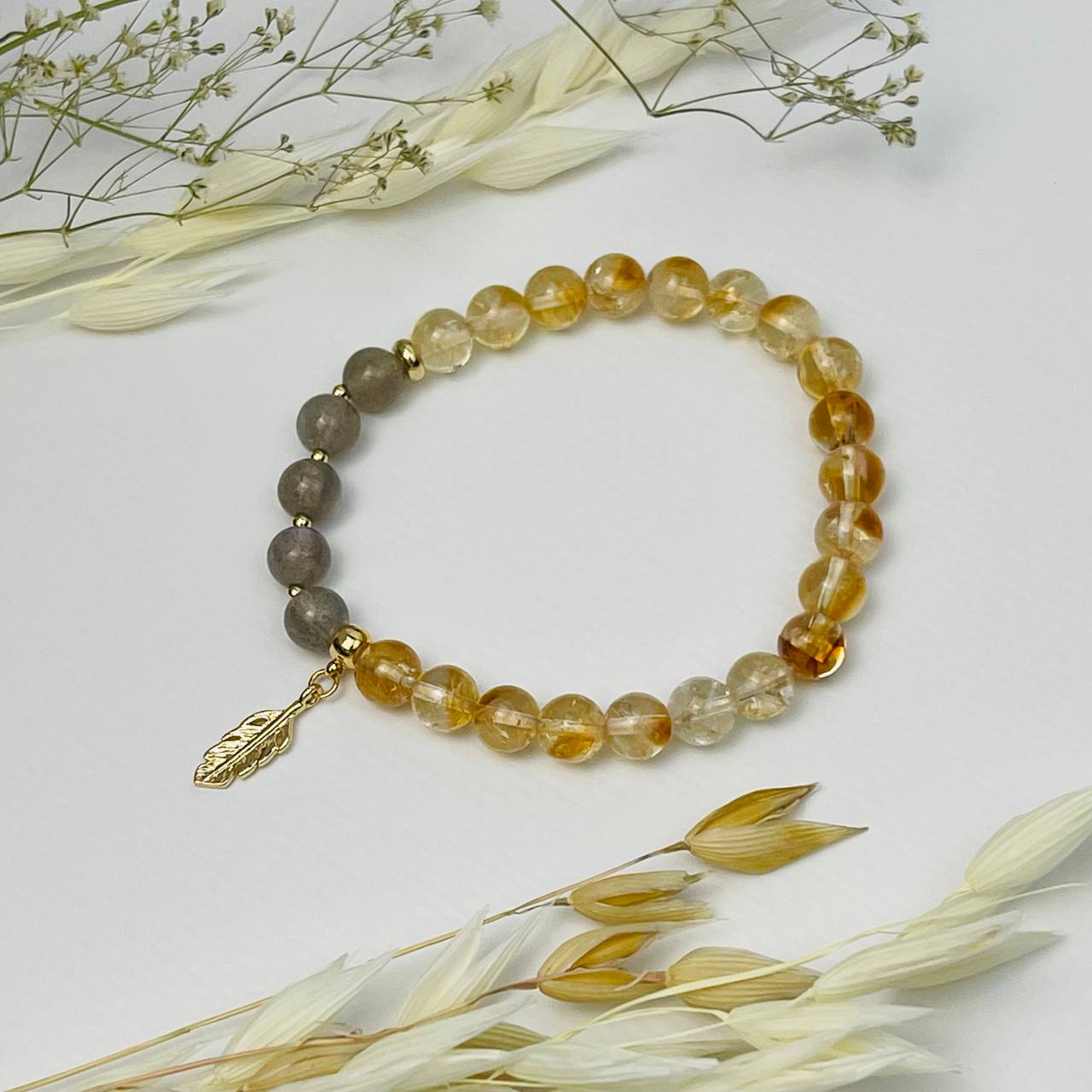 Радуга Самоцветов Браслет из Цитрина и Лабрадора с подвеской