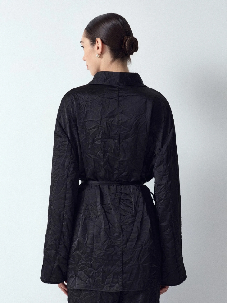 Кимоно из сжатой ткани ,
100% полиэстер ,