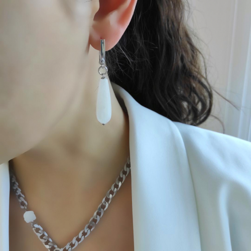 Серьги с белым кварцем и лунным камнем